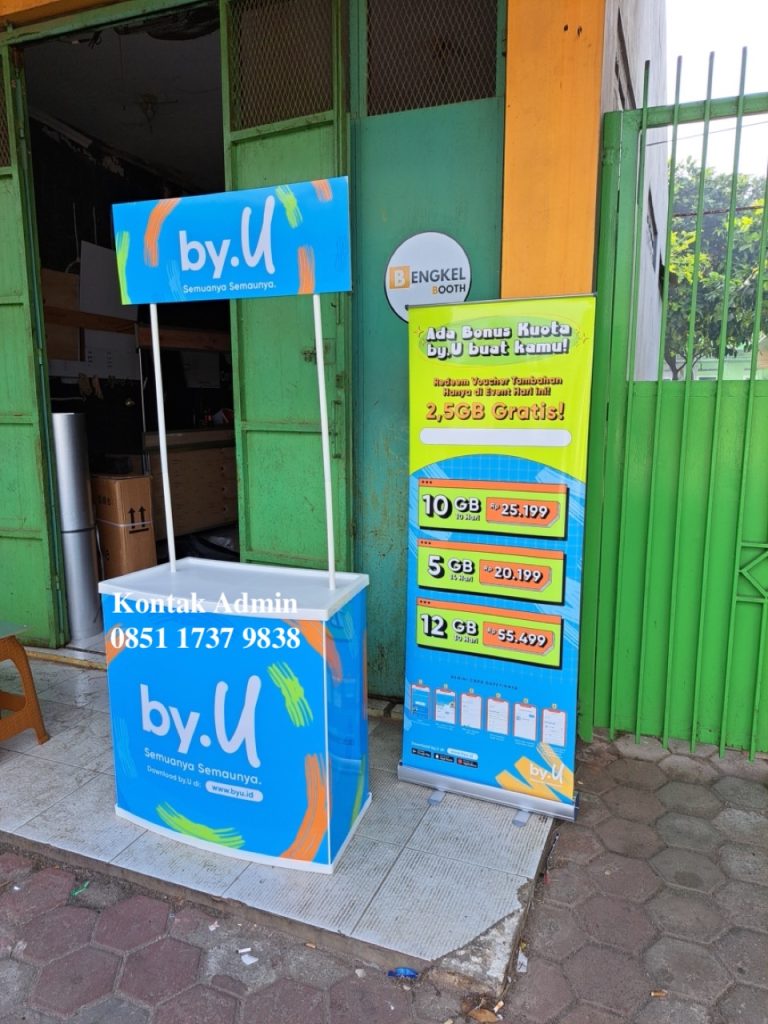 Event desk pvc by.U tampak kanan.jpeg